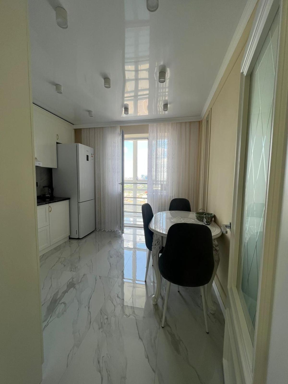 Apartment 1 комн тауельсиздик 34-2 18 этаж жк Silk Way