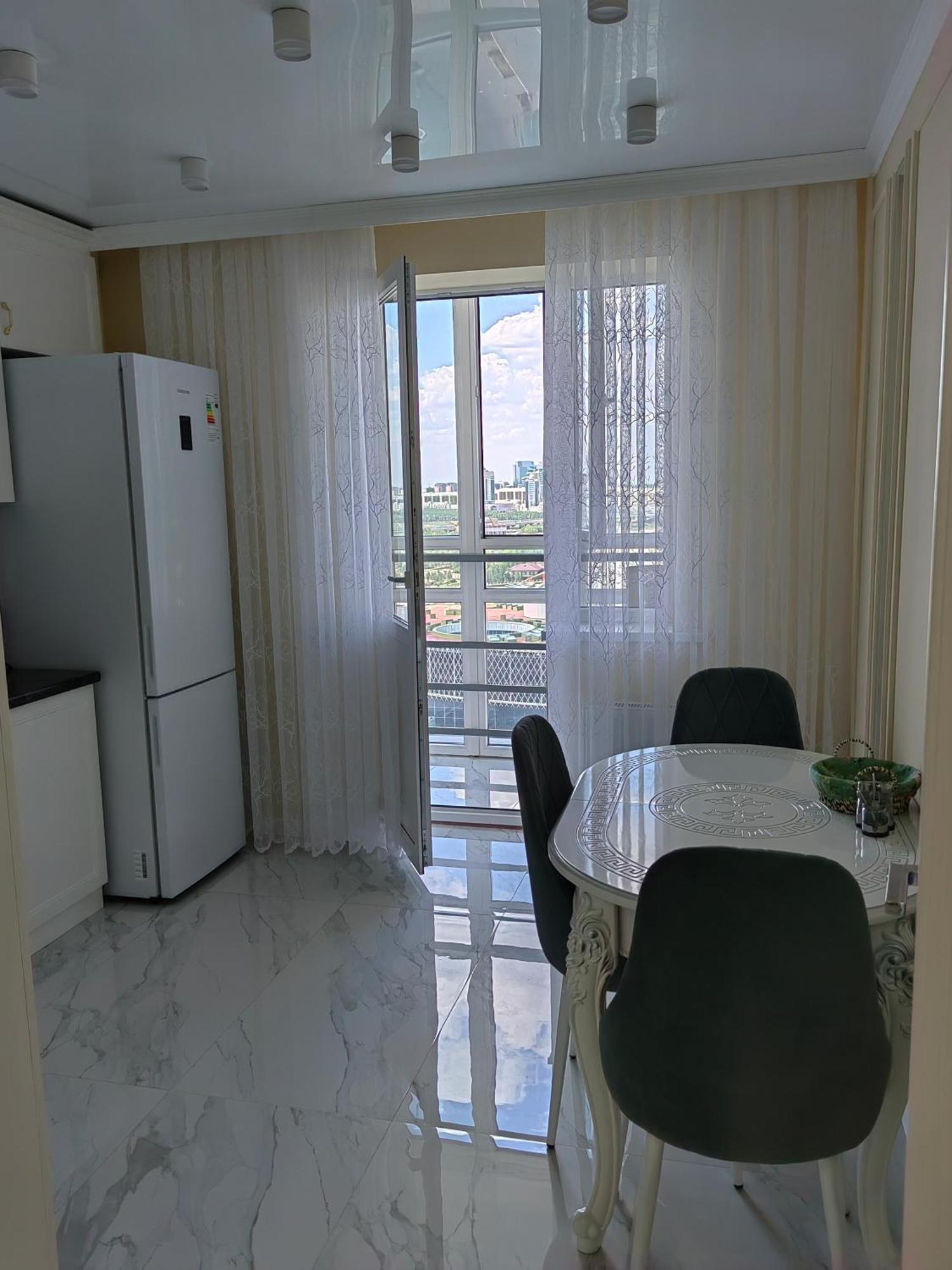 Apartment 1 комн тауельсиздик 34-2 18 этаж жк Silk Way