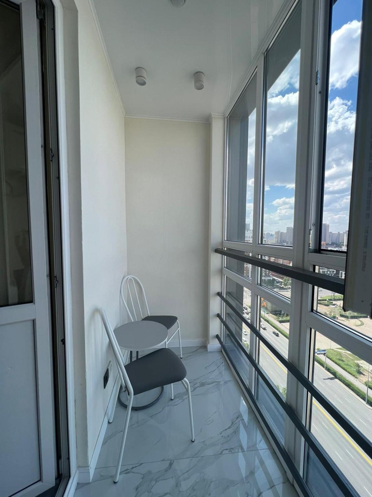 Apartment 1 комн тауельсиздик 34-2 18 этаж жк Silk Way